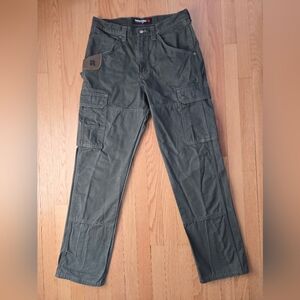 Wrangler RIGGS Workwear Ripstop Ranger Cargo Pant, Loden (green) | Like New!